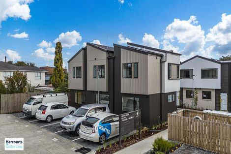 Photo of property in 35 Matipo Road, Mairangi Bay, Auckland, 0630