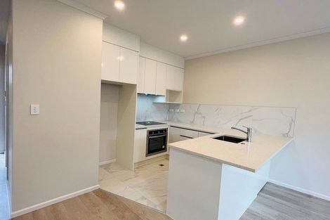 Photo of property in 82e Eversleigh Road, Belmont, Auckland, 0622