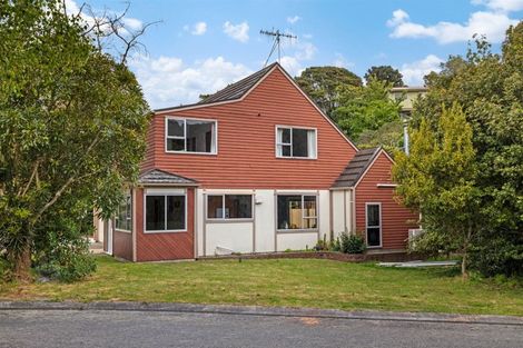 Photo of property in 19 Solander Place, Whitby, Porirua, 5024