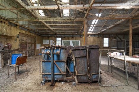 Photo of property in 2560 Rawhitiroa Road, Matemateaonga, Eltham, 4399