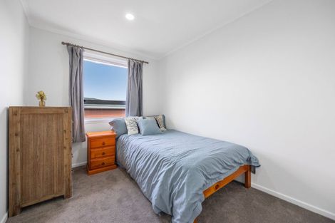 Photo of property in 1/12 Seaview Road, Glenfield, Auckland, 0629