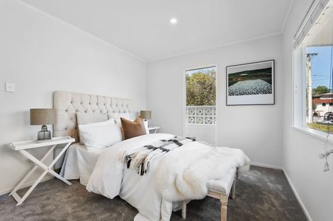 Photo of property in 292 Beach Road, Campbells Bay, Auckland, 0630