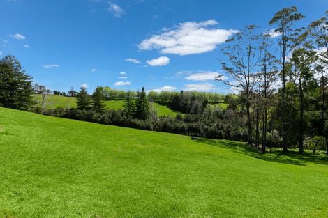 Photo of property in 141a Glenmore Road, Farm Cove, Auckland, 2012