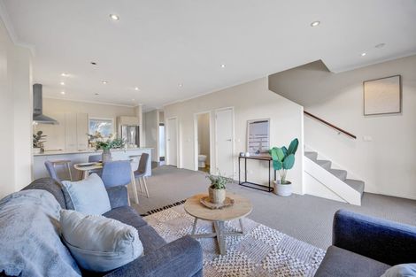 Photo of property in The Strand, 4/16 Ronald Street, Strandon, New Plymouth, 4312