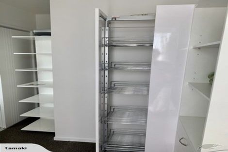 Photo of property in 2/31 Kenderdine Road, Papatoetoe, Auckland, 2025