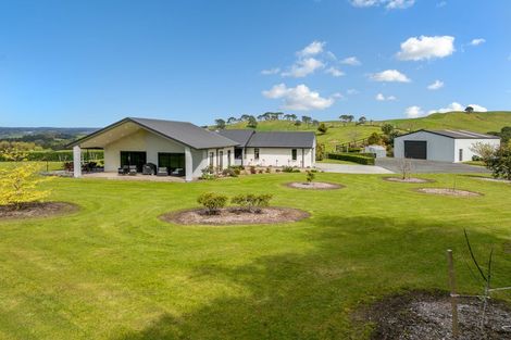 Photo of property in 136b Kumikumi Road, Lower Kaimai, Tauranga, 3171