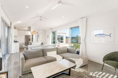 Photo of property in 218 Hamiora Street, Matarangi, 3592