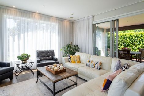 Photo of property in 8 Petrel Close, Paraparaumu Beach, Paraparaumu, 5032