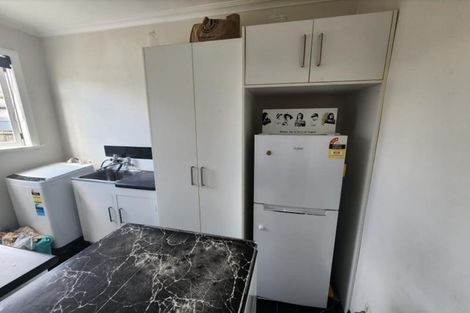 Photo of property in 581 Queen Street East, Levin, 5510