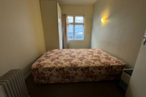Photo of property in 4 Levy Street, Mount Victoria, Wellington, 6011