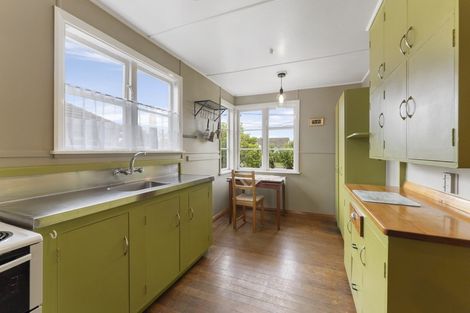 Photo of property in 241 Knowles Street, Mairehau, Christchurch, 8052