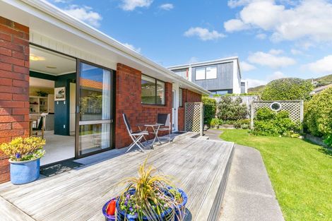 Photo of property in 8b Beauchamp Street, Karori, Wellington, 6012