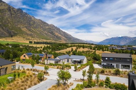 Photo of property in 28 Mckellar Drive, Jacks Point, Queenstown, 9371
