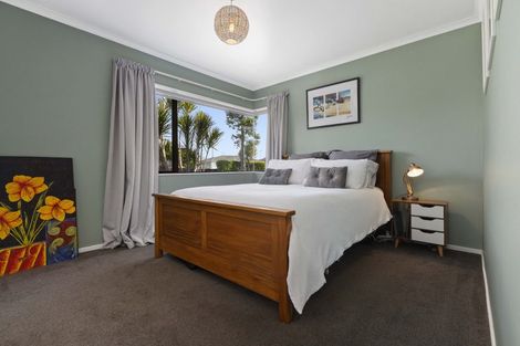 Photo of property in 20 Churchill Terrace, Waiuku, 2123