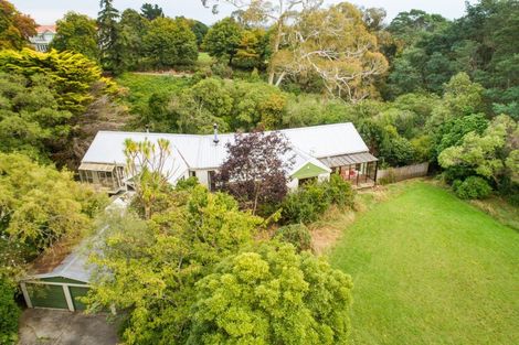 Photo of property in 105 Clifton Terrace, Fitzherbert, Palmerston North, 4410