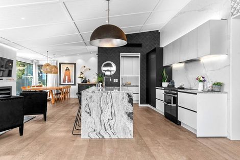 Photo of property in 287 Cannon Hill Crescent, Mount Pleasant, Christchurch, 8081