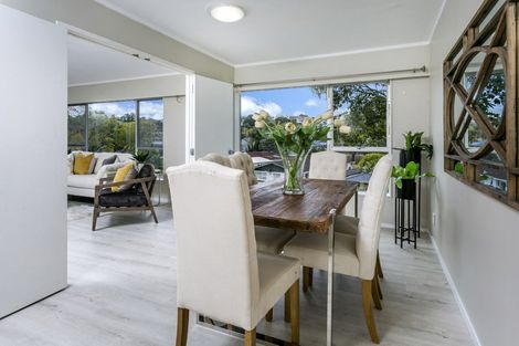 Photo of property in 1/7 Keldale Place, Forrest Hill, Auckland, 0620