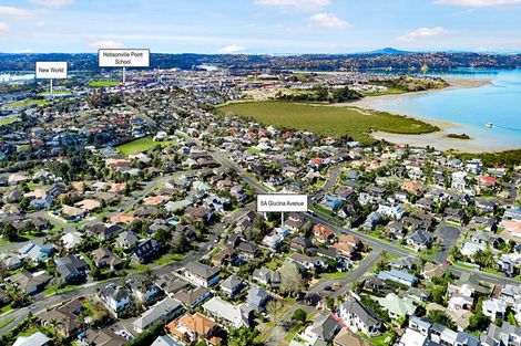 Photo of property in 6 Glucina Avenue, West Harbour, Auckland, 0618