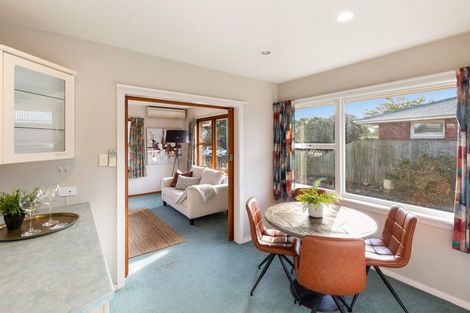 Photo of property in 120 Grimseys Road, Redwood, Christchurch, 8051