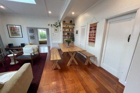 Photo of property in 25 Luxford Street, Berhampore, Wellington, 6023