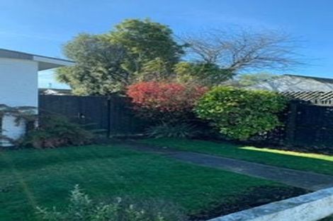 Photo of property in 25 Prestons Road, Redwood, Christchurch, 8051