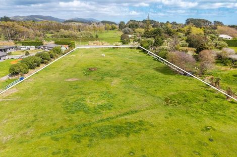 Photo of property in 230 Peka Peka Road, Peka Peka, Waikanae, 5391