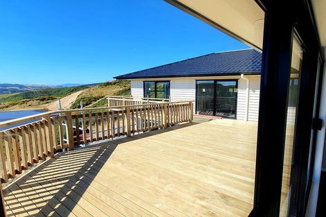 Photo of property in 11 Havana Rise, Grenada Village, Wellington, 6037