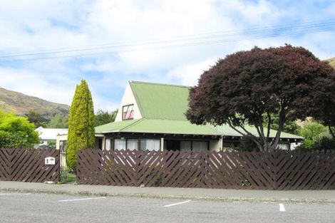 Photo of property in 2 Dryden Street, Sumner, Christchurch, 8081