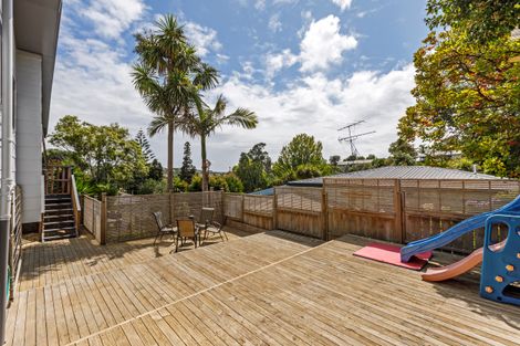 Photo of property in 1/20 Halder Place, Torbay, Auckland, 0632