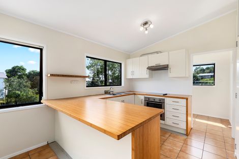 Photo of property in 1/20 Halder Place, Torbay, Auckland, 0632