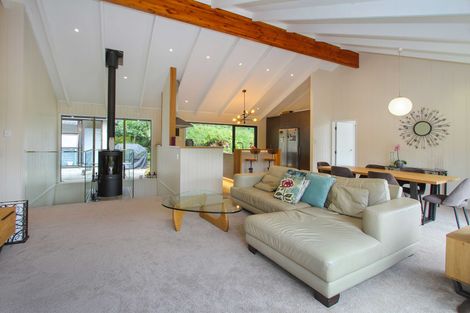 Photo of property in 30 Trelawny Place, Hillcrest, Auckland, 0627