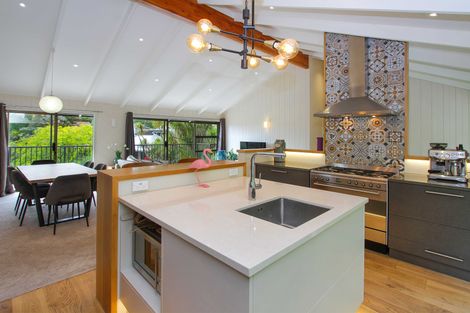 Photo of property in 30 Trelawny Place, Hillcrest, Auckland, 0627