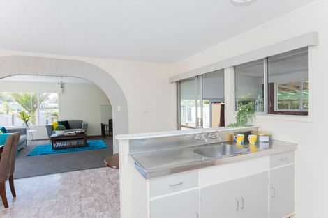 Photo of property in 27 Waingake Road, Manutuke, 4072