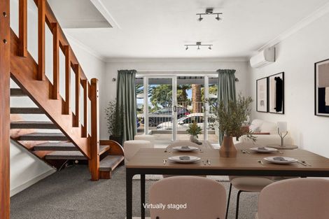 Photo of property in 241 Marine Parade, Napier South, Napier, 4110