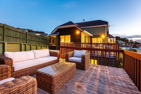 Photo of property in 19 Kinloch Place, Papakowhai, Porirua, 5024