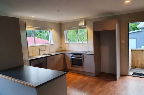 Photo of property in 12 Splitt Avenue, Glenview, Hamilton, 3206