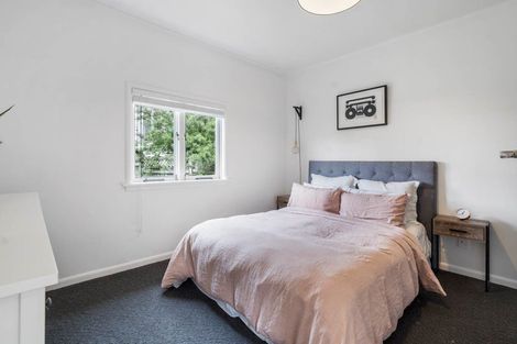 Photo of property in 21 Abbotleigh Avenue, Te Atatu Peninsula, Auckland, 0610