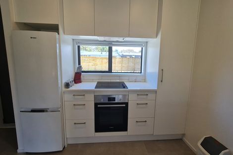 Photo of property in 2 Rimu Road, Mangere Bridge, Auckland, 2022