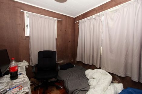 Photo of property in 87 Friedlanders Road, Manurewa, Auckland, 2102