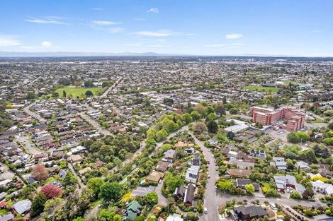 Photo of property in 19 Bengal Drive, Cashmere, Christchurch, 8022