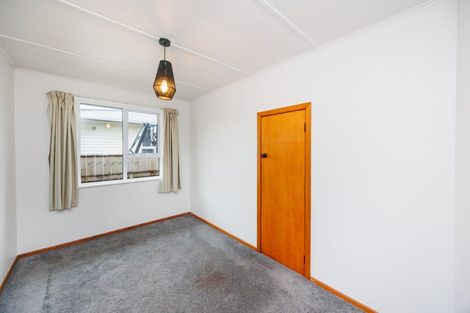 Photo of property in 8 Austin Place, Awapuni, Palmerston North, 4412