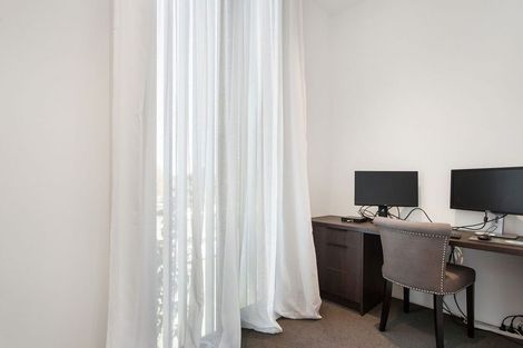 Photo of property in 66 Fendalton Road, Fendalton, Christchurch, 8014
