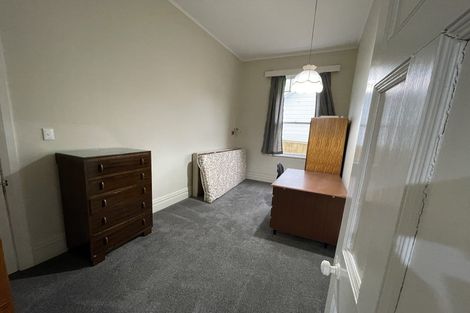 Photo of property in 70 Derwent Street, Island Bay, Wellington, 6023