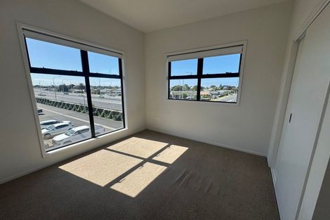 Photo of property in 42/17 Owens Place, Mount Maunganui, 3116