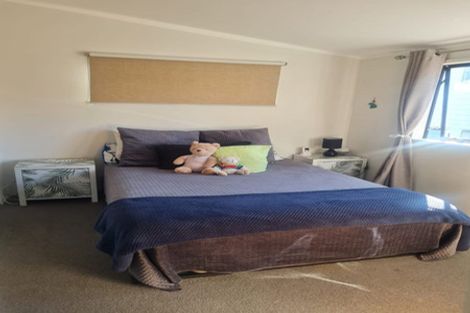 Photo of property in 1/53 Newington Road, Henderson, Auckland, 0612