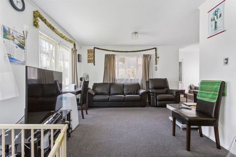 Photo of property in 28 Forest Hill Road, Henderson, Auckland, 0612