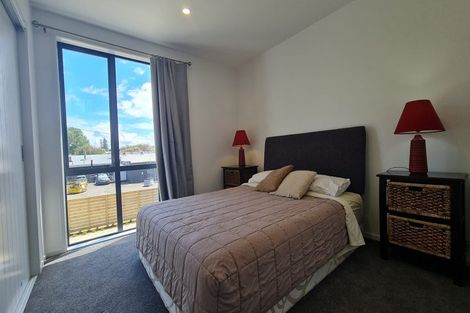 Photo of property in 2 Rimu Road, Mangere Bridge, Auckland, 2022