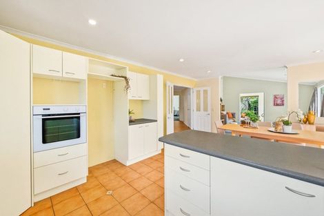 Photo of property in 11 Avion Terrace, Raumati Beach, Paraparaumu, 5032