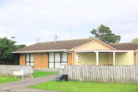 Photo of property in 1/24 Silverstone Place, Henderson, Auckland, 0612