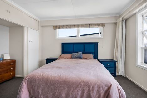 Photo of property in 22a Pukatea Street, Inglewood, 4330